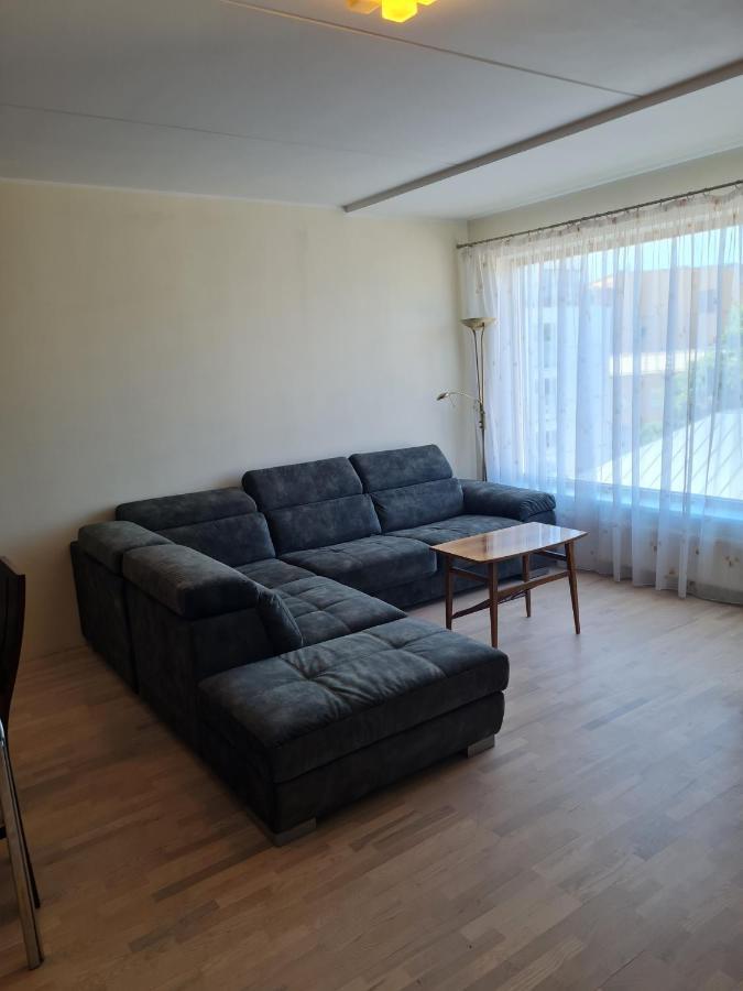 Cozy One Bedroom Apartment In City Center Tallin Exterior foto